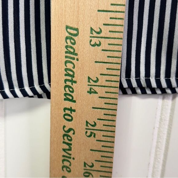 Ann Taylor LOFT Striped Ruffle Sleeve V-Neck Blouse Preppy Navy large - Picture 11 of 13